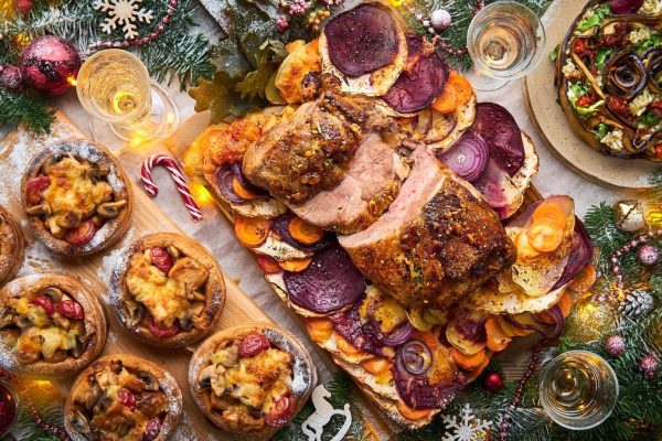 Новогодние рецепты: идеи для яркого и вкусного праздничного стола