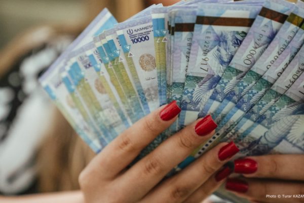 Средняя зарплата в Казахстане на май 2025 года: обновленные данные