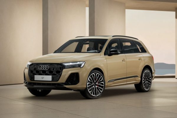 Обновленный Audi Q7: Роскошь и технологии в современном SUV
