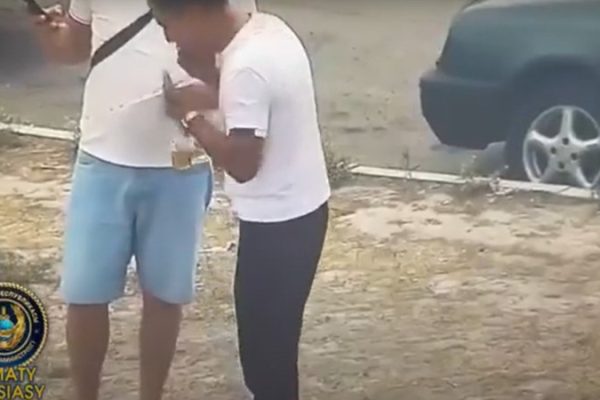 Видео о недостойных поступках жителей Алматы: подборка от 1 августа 2025 года