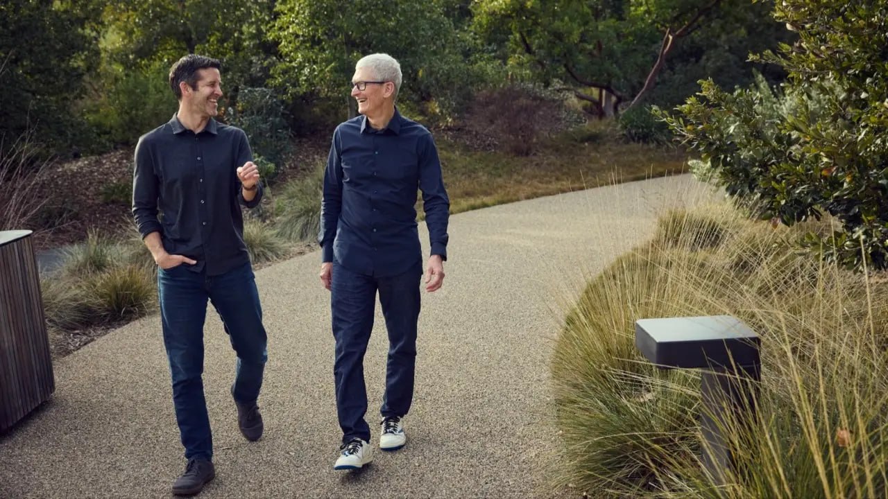 Тим Кук уходит с поста гендиректора Apple: Джон Тернус возглавит компанию