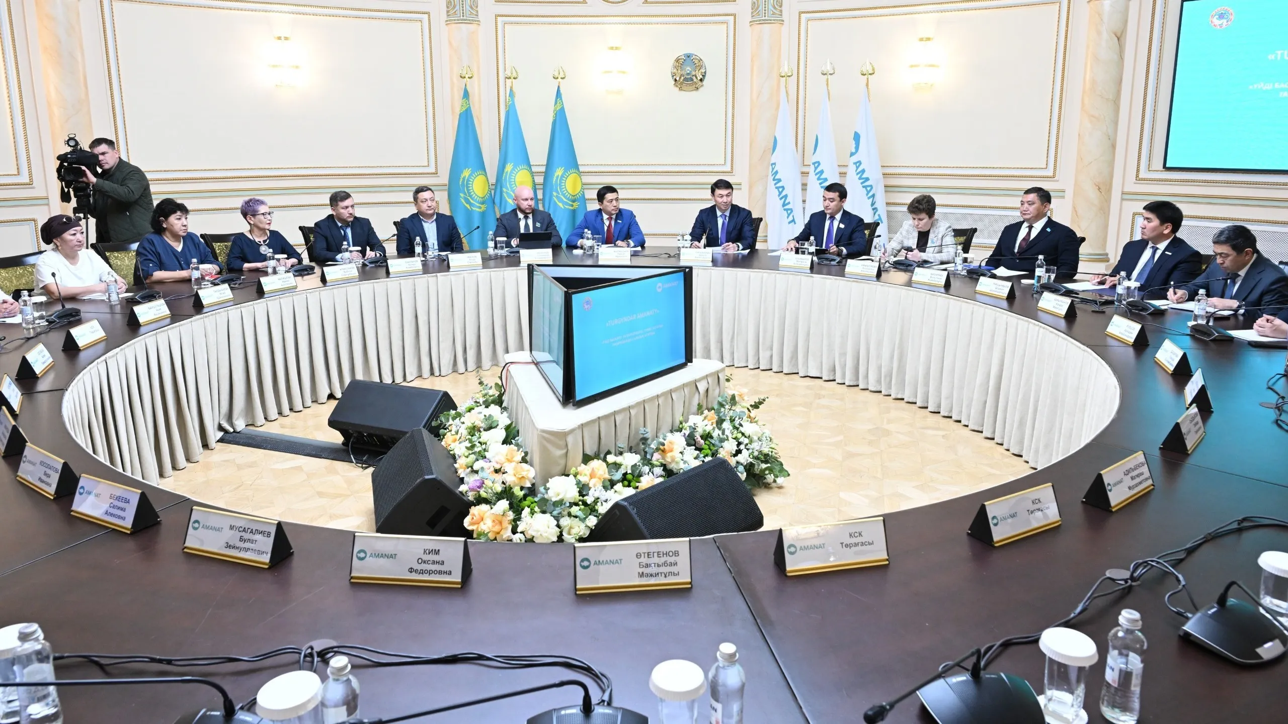 AMANAT Алматыдағы көппәтерлі үйлер мәселесін шешуге арналған жобаны іске қосты