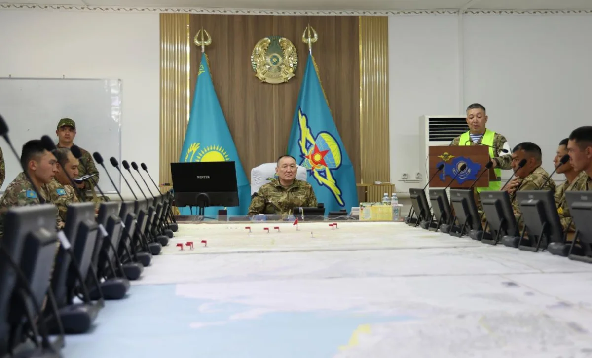 Қорғаныс министрі Қазақстан армиясын жаңғырту бағытын белгіледі