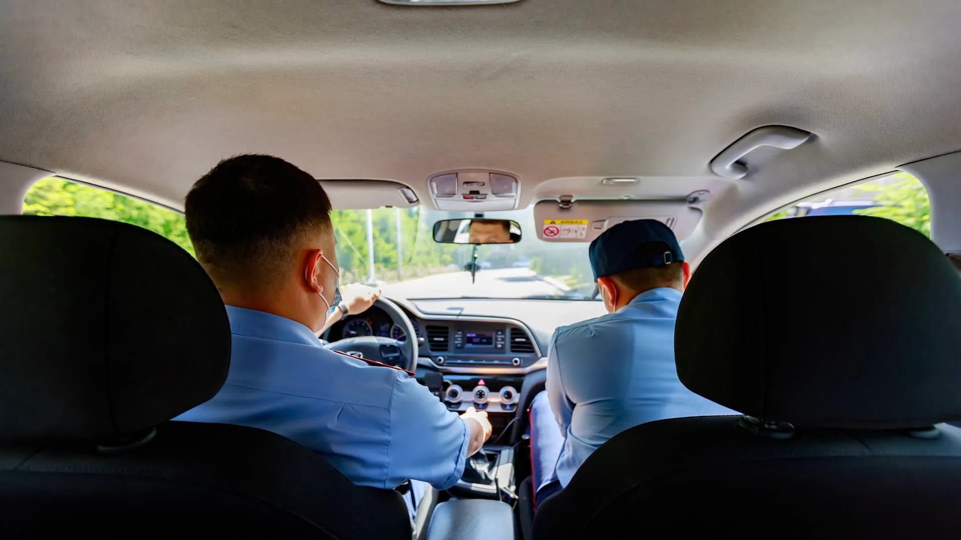 Алматыда түлектердің көлік шеруі жаппай айыппұлға ұшырады