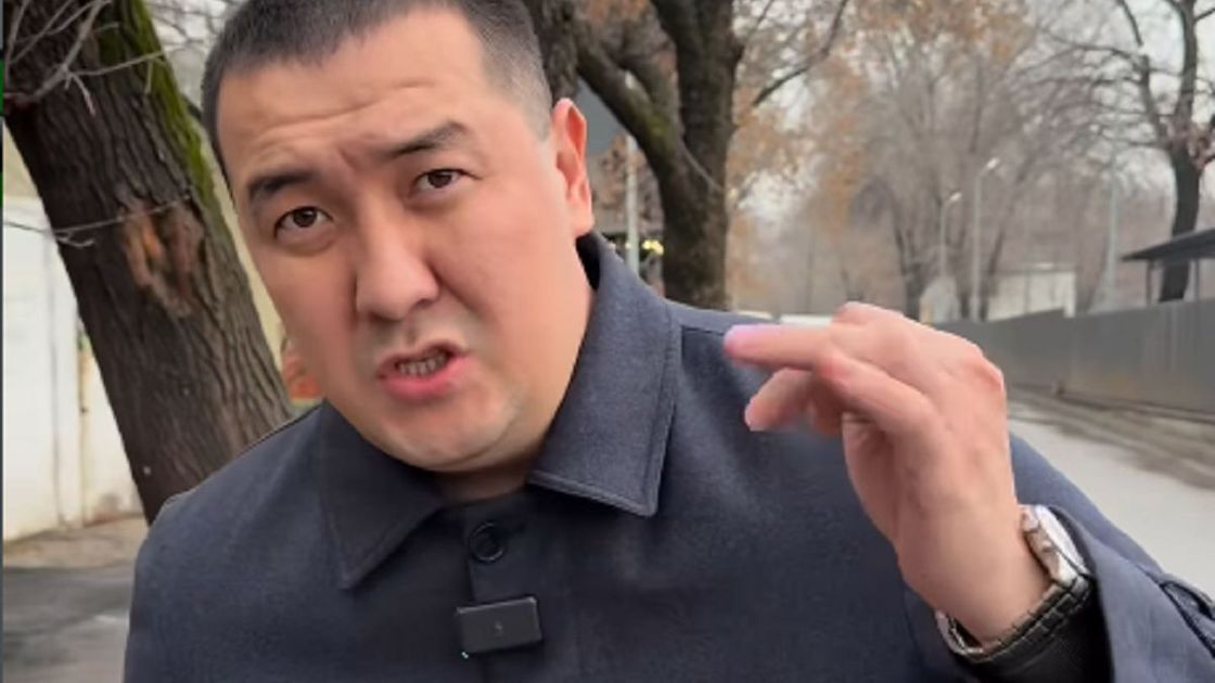 Блогер Әділетхан Молдаханның жалған ақпарат таратты деген ісі бойынша сот Алматыда басталды