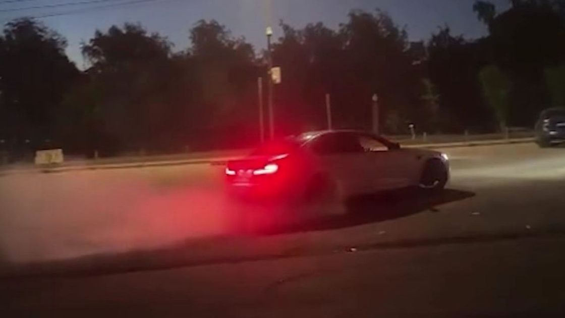 Алматыда BMW жүргізушісі түнгі дрифт үшін алты рет жауапқа тартылды