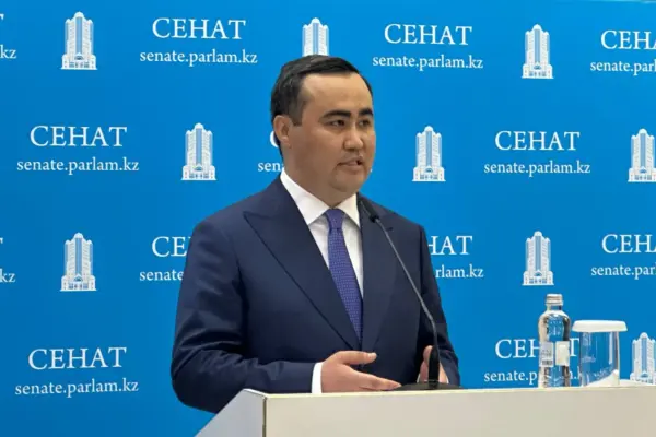 Алматыда баласымен жүк тасыған қыз-курьердің жағдайы қалай шешілді