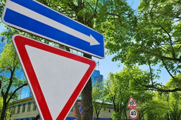 Алматыда Қарасай батыр мен Құлымбетов көшелерінде біржақты қозғалыс іске қосылады