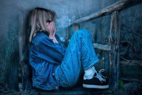 Подростки напали на несовершеннолетнюю в Алматы: полиция начала расследование