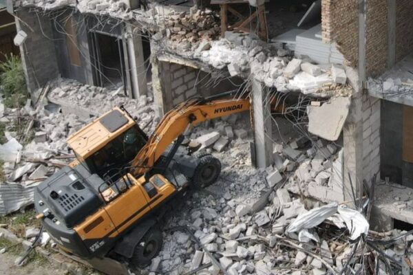 Алматыда жыл басынан бері 41 заңсыз нысан сүрілді