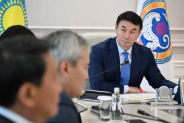 Алматы әкімі қалалық қызметтердің тұрғындар өтініштерімен жұмысын қарады