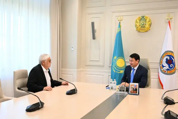 Алматы әкімі А.Днишевті 75 жылдығымен құттықтады