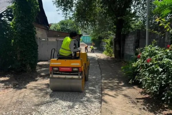 Алматыдағы Жетісу ауданында 8 шақырымнан астам су және кәріз желілері жаңартылуда