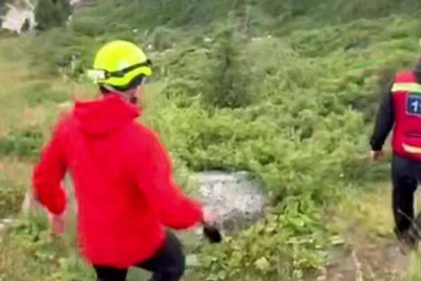 Спасатели нашли подростков у пика Турист: операция в горах Алматы