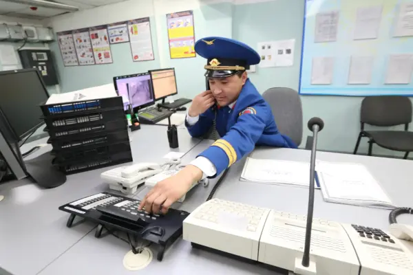 В алматинском метро изъяли десятки ножей, кастетов и боеприпасы