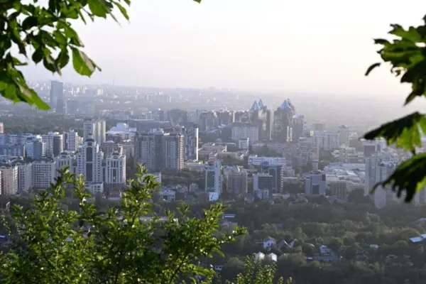Алматыда құрылыс компанияларына бақылау күшейтілді: төрт компания лицензиясынан айырылды