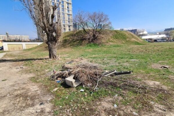 Древний курган в Алматы не тронут при благоустройстве