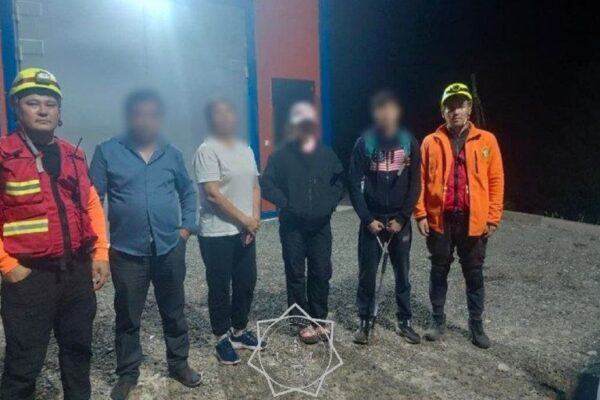 Ночная спасательная операция в горах Алматы: подростки сбились с тропы