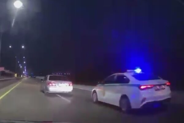 Масаң күйдегі жүргізуші Алматы — Өскемен трассасында апат жасап, жасырынбақ болды