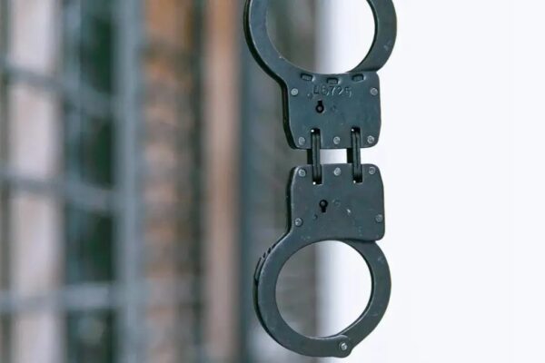 Алматыда 17 жыл бойы жасырынған қанды қылмыскер 15 жылға сотталды