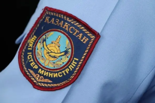 Обыск в гостинице Алматы: полиция нашла весы и вещество с запахом