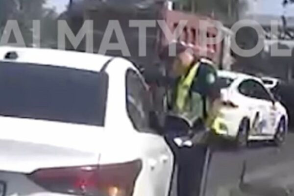 Водитель Hyundai с чужим госномером попался полиции в Алматы