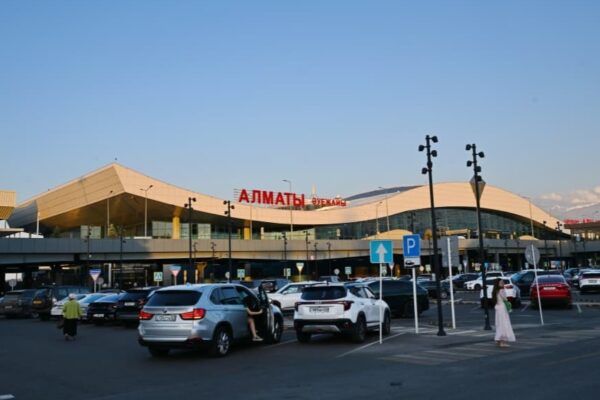 Алматы әуежайында ұшу-қону жолағын жаңарту жұмыстары жалғасуда