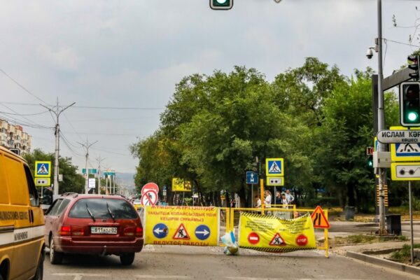 Алматыда 15 көшедегі орташа жөндеу аяқталды: 32 км жол жаңартылды