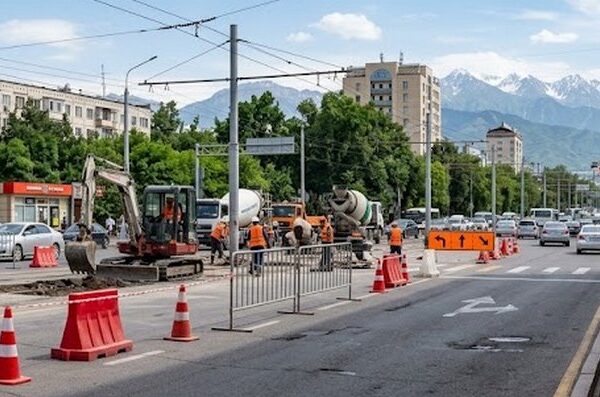 В Алматы на сутки перекроют участок улицы Толе би