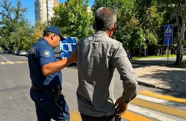Алматыда тұрақты мекенжайы жоқ адамдарға қайда көмек көрсетіледі