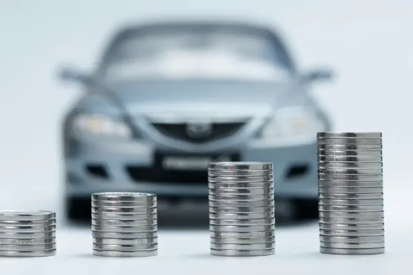 Алматыда BMW жүргізушісі «ғарыштық» қарызы үшін көлігінен айырылды