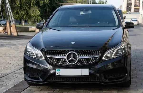 Алматыда айыппұл қарызы бар 20-дан астам көлік ұсталды