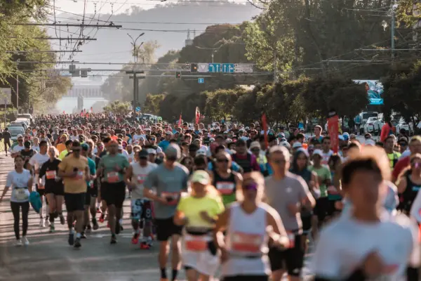 Almaty Marathon-да 358 кг пластик жиналды: қоқыс қайда кетеді