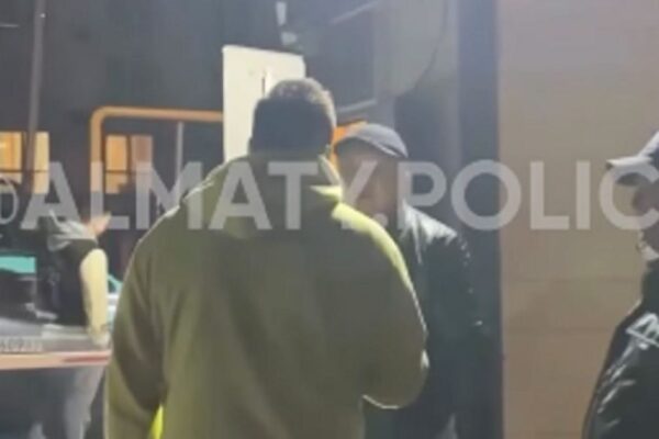 Охранник ЖК в Алматы получил 10 суток ареста за конфликт у шлагбаума