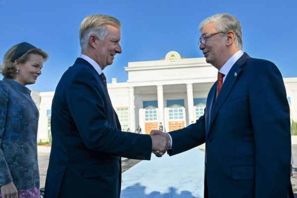 Тоқаев Бельгия корольдік жұбын Астана әуежайынан шығарып салды