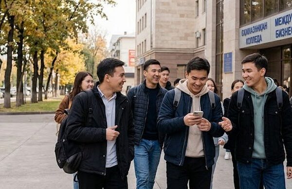 Алматыда студенттерге 50 млн теңге шәкіртақы мен өтемақы төленді