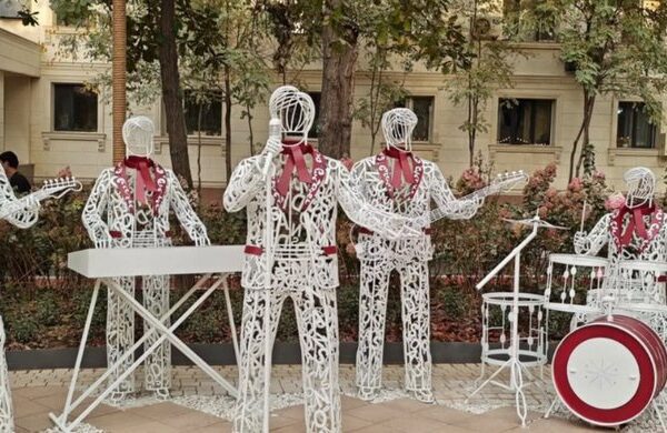 Алматыда «Дос-Мұқасан» әндерін тыңдауға болатын арт-нысан орнатылды