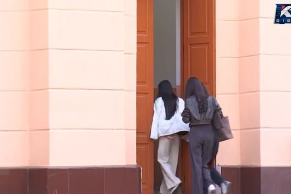 Алматыда студенттер тамақ ақысын кешіктіруге шағымданды: министрлік жауап берді